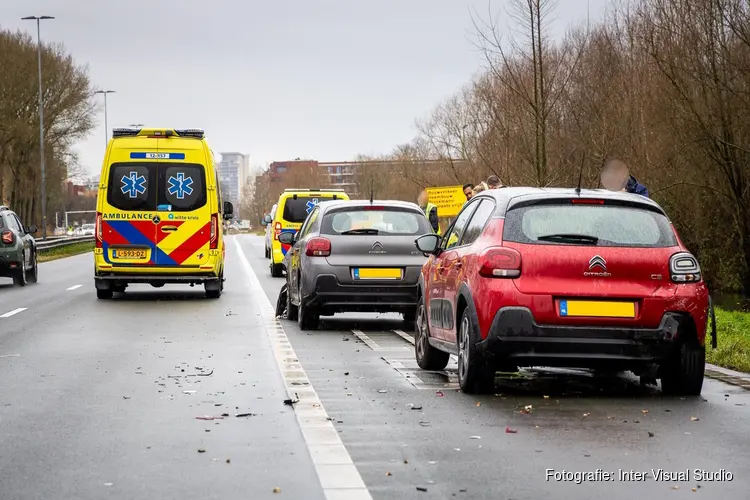 Gewonde bij kop-staart op de Schipholweg bij Haarlem